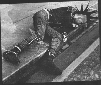 PuNk Is NoT dEaD